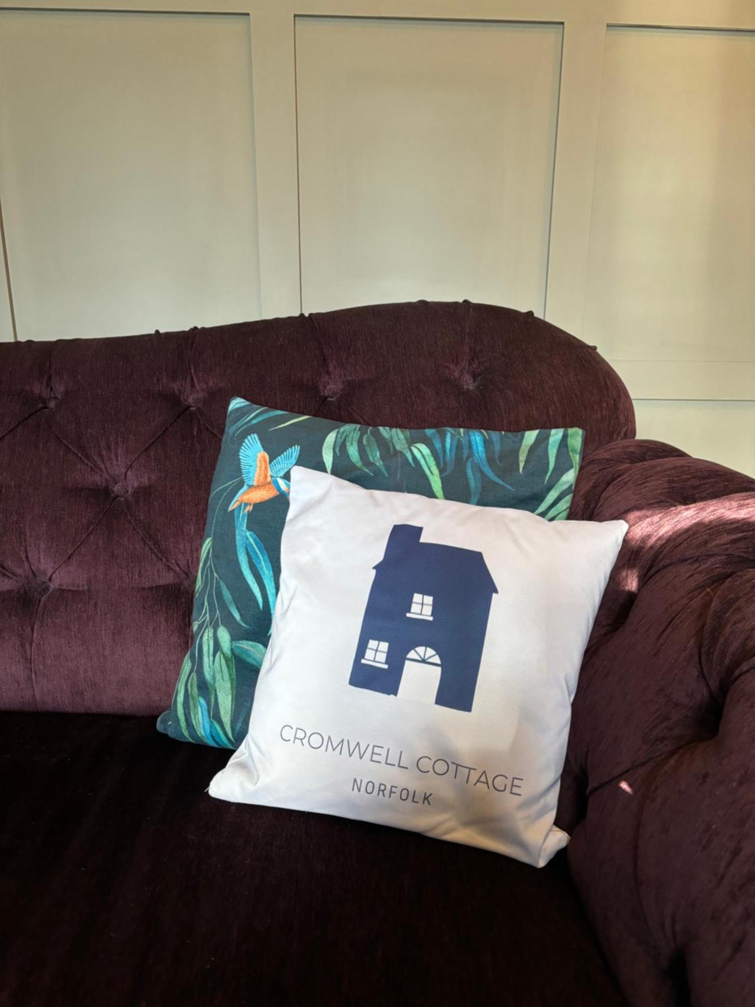 Cromwell - Dog Friendly *