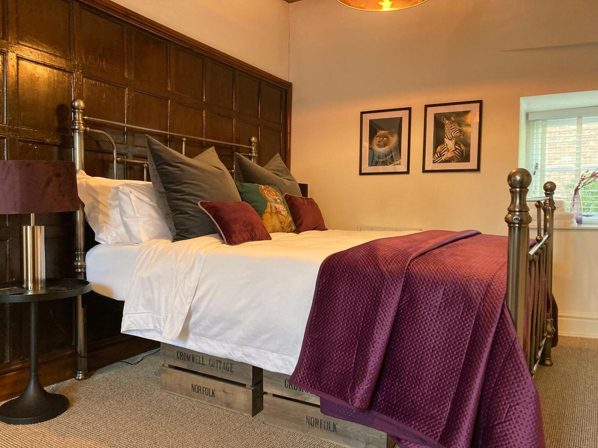 Cromwell - Dog Friendly Holiday home *